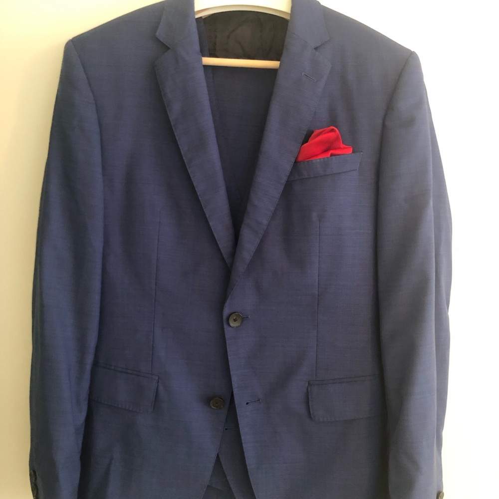 HUGO BOSS 100% Virgin Wool Three-Piece - Italian Fabric